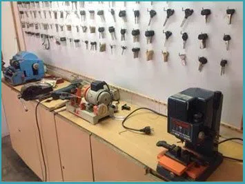  Cincinnati Local Locksmith Cincinnati, OH 513-642-8019